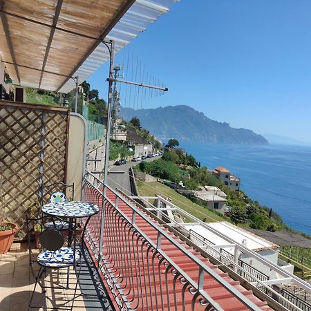 Dachi Holiday House Амальфі Екстер'єр фото